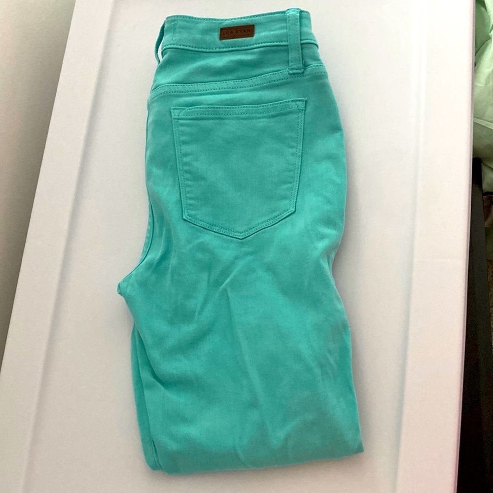 Very soft, jeggings. Beautiful color